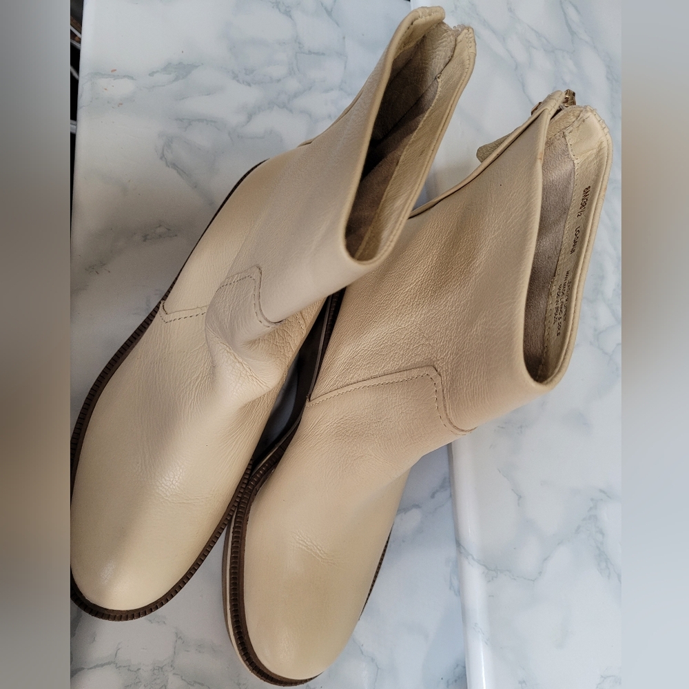 Louise Et Cie Womens Sanji Platform Wedge Bootie Sz 8.5 Leather Boots